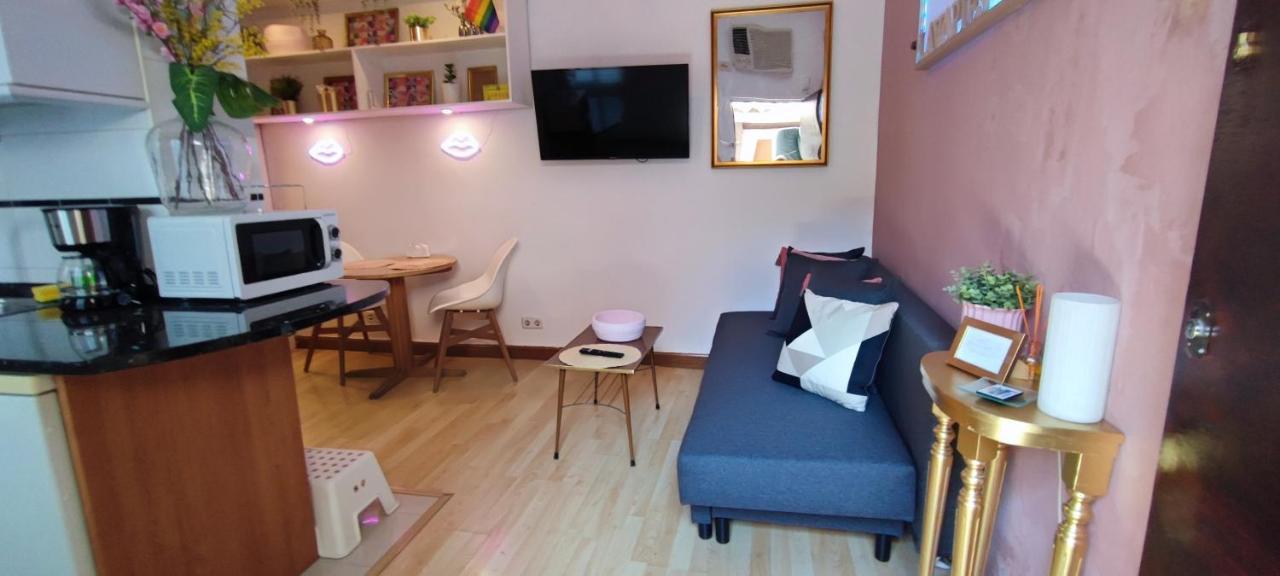 Mini Loft En Calle Amparo Madri Exterior foto